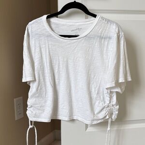 Universal Thread Women's White Short Sleeve Top